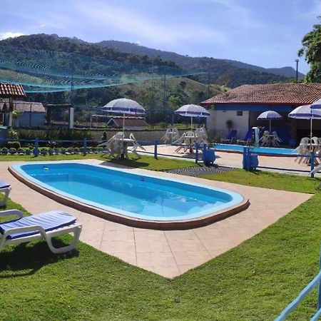 Chacara Bora Bora Villa Sao Bento do Sapucai Luaran gambar