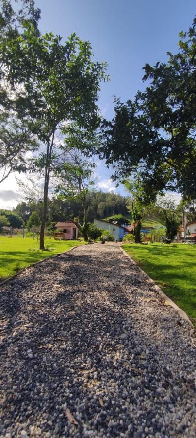 Chacara Bora Bora Villa Sao Bento do Sapucai Luaran gambar